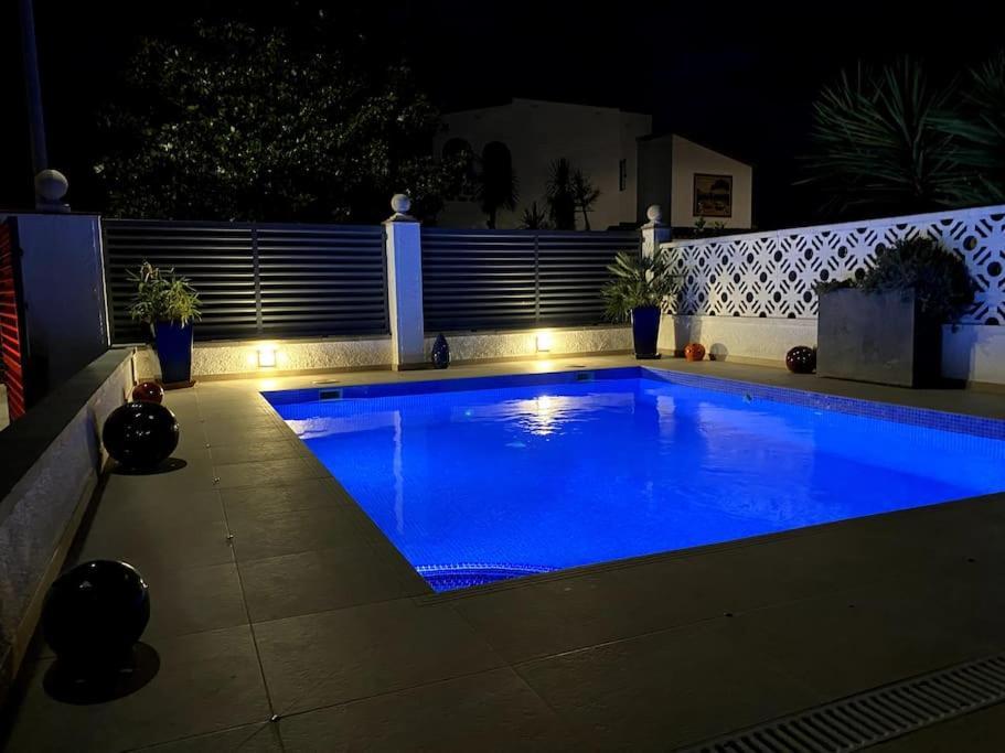 Jolie Maison Avec Sa Piscine Privee Wifi Empuriabrava Exterior foto